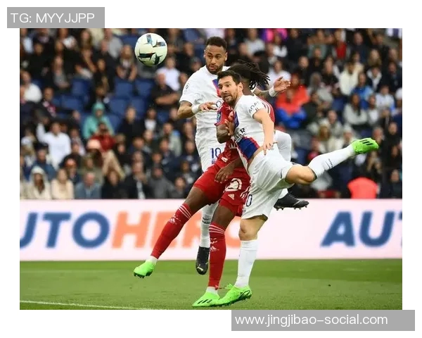 西甲惊天逆转巴黎圣日耳曼5-1战胜那不勒斯引发全场狂欢