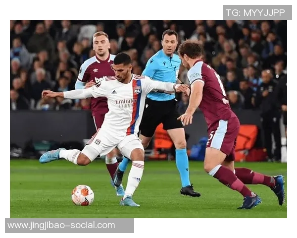 本菲卡大胜里昂五比一红牌争议引发全场热议与战术解析 本菲卡大胜里昂五比一红牌争议引发全场热议与战术解析